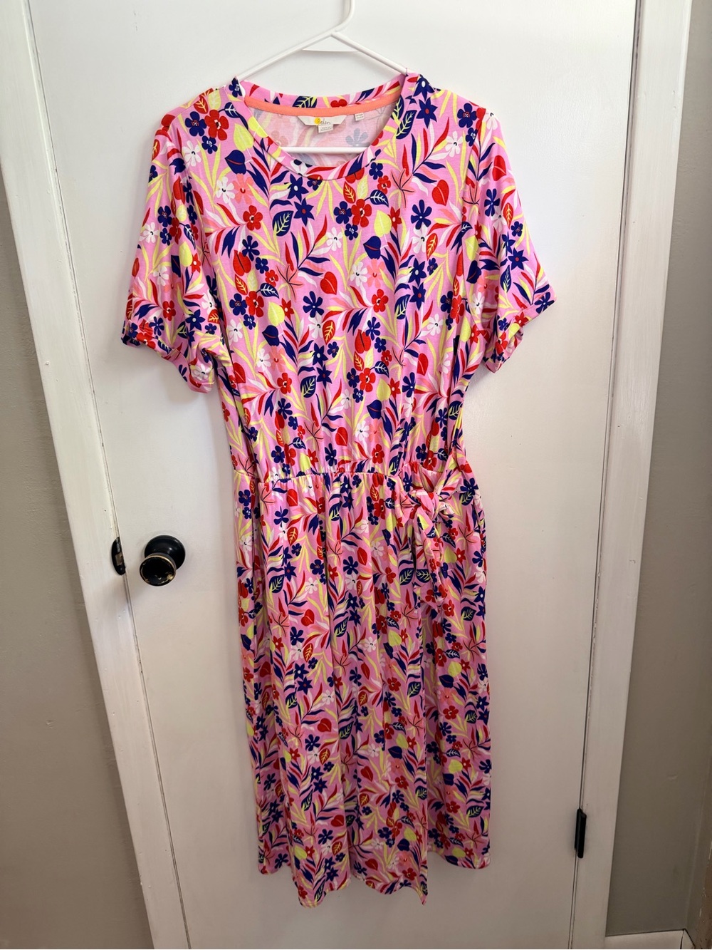 Boden Pink Floral Short-Sleeve Midi Dress